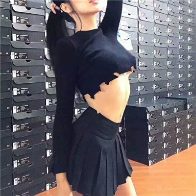 女生带字qq头像背影图片