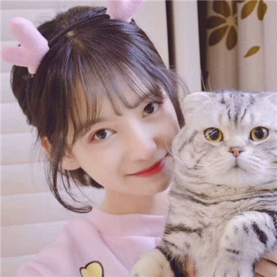 qq头像帽子低头女生图片