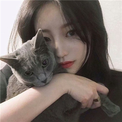 qq头像帽子低头女生图片