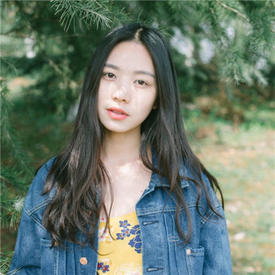 女生头像森系手绘简约图片