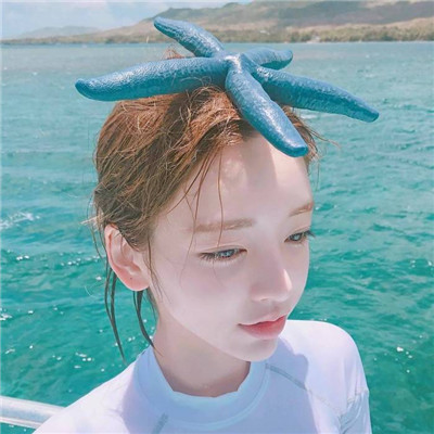 一张图两个人女生头像图片