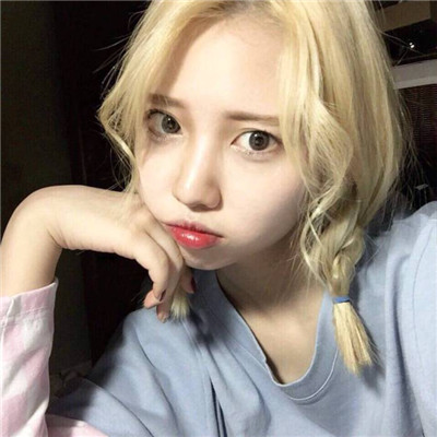 一张图两个人女生头像图片