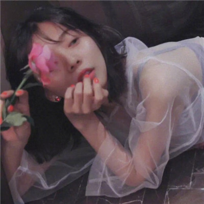 梦幻图片唯美女生头像图片