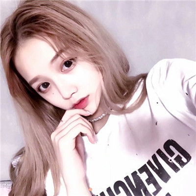 躺着的女生头像个性网图片