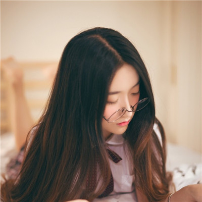 女生头像伤感不带字的图片