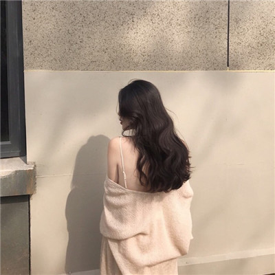 qq头像女生孤单背影图片