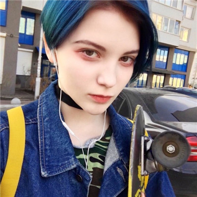 简约头像女生手绘可爱图片