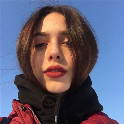 三张一个人的女生头像图片