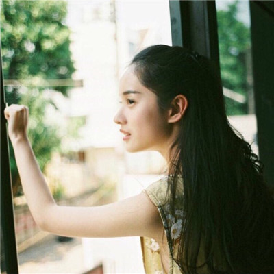 qq手绘简约头像女生图片