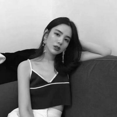 女生短发图片头像背影图片