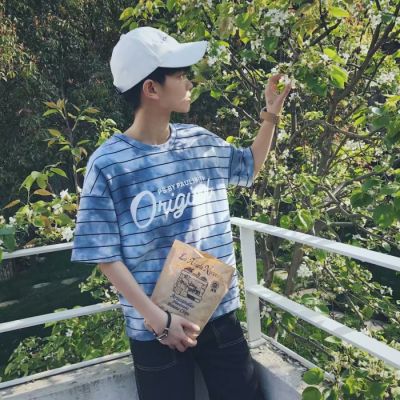 唯美高清男生头像 美髯白皙