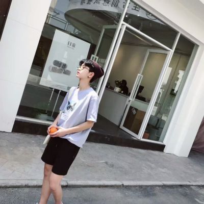 唯美高清男生头像 美髯白皙