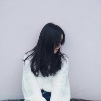 调皮可爱女生头像 含词未吐，气若幽兰。图片