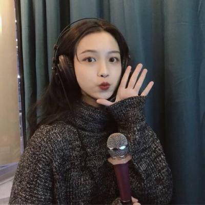 文艺气质美女头像 两弯似蹙非蹙笼烟眉图片
