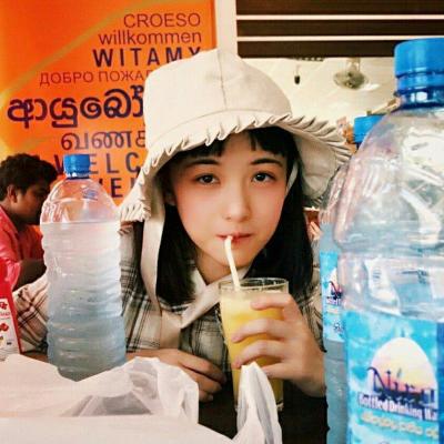 小可爱清纯女生头像 柳叶眉，杏核眼图片