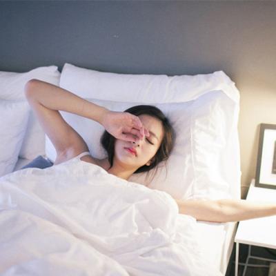 专属清新唯美意境女神头像 胪边人似月，皓腕凝霜雪．图片