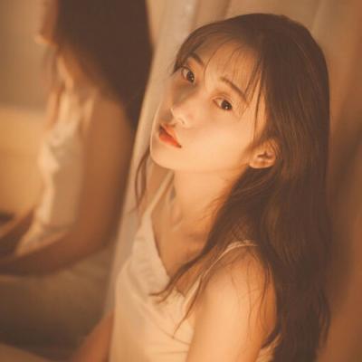 专属清新唯美意境女神头像 胪边人似月，皓腕凝霜雪．图片