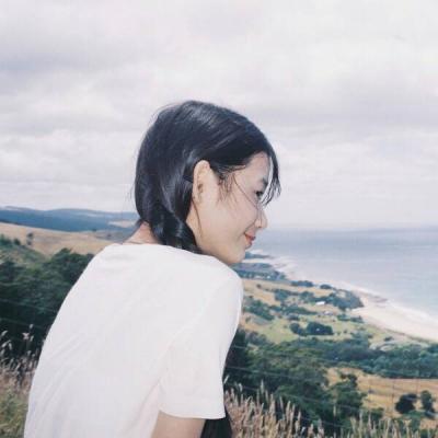 简单清爽女生头像 .俏丽若三春之桃图片