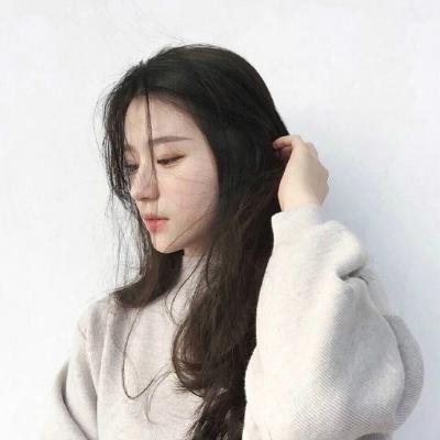 简单清爽女生头像 .俏丽若三春之桃图片