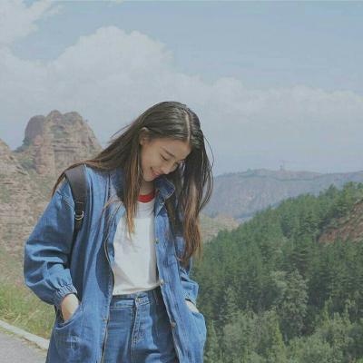 简单清爽女生头像 .俏丽若三春之桃图片