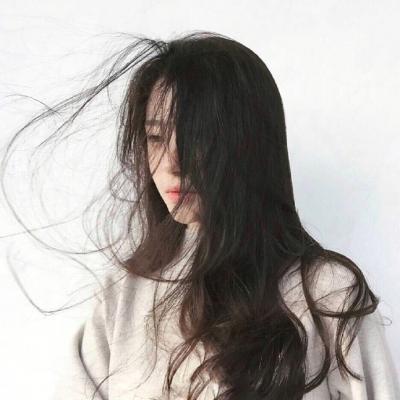简单清爽女生头像 .俏丽若三春之桃图片
