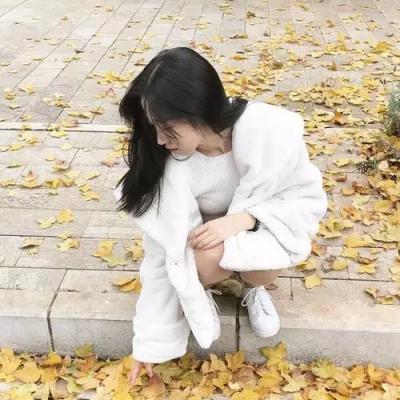 性感妩媚女生头像 云堆翠髻图片