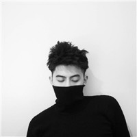 高冷黑白男头像