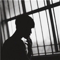 黑白个性帅哥头像