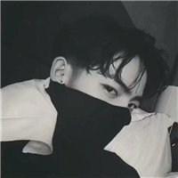 酷酷黑白帅气男生头像