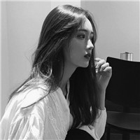 孤独寂寞黑白女生头像
