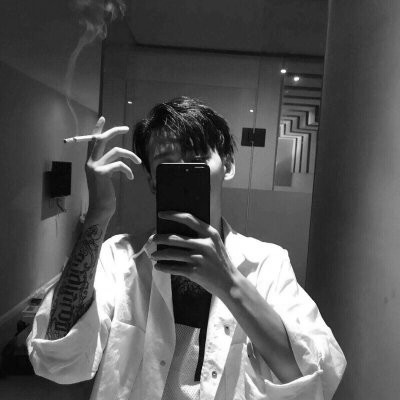 2018最潮qq头像喜欢宇航员当头像的男生图片