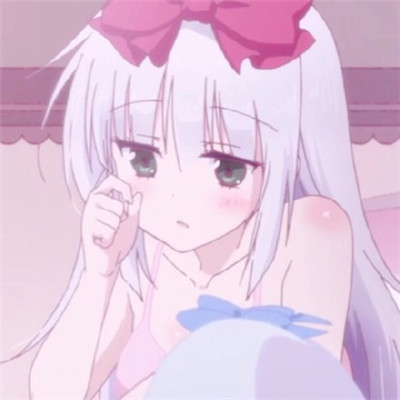 唯美卡通短发女生头像图片