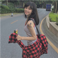 街头时尚个性女生头像图片