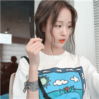街头时尚个性女生头像图片