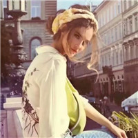 街头时尚个性女生头像图片
