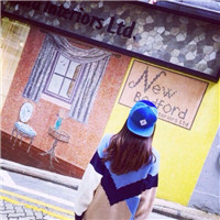 静静看海 海边背影女生头像图片