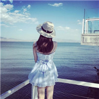 静静看海 海边背影女生头像图片