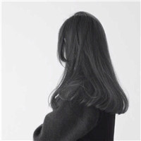 静静看海 海边背影女生头像图片