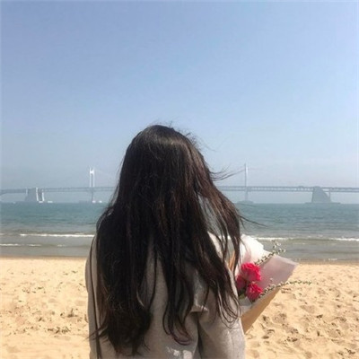 唯美背影短发女生头像图片