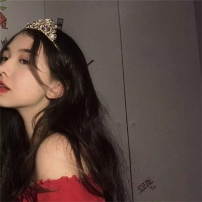 唯美背影短发女生头像图片