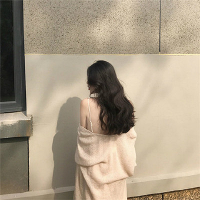 唯美背影短发女生头像
