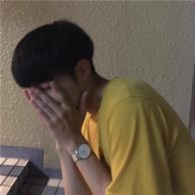 2018最流行的头像好看的头像动漫男生背影图片