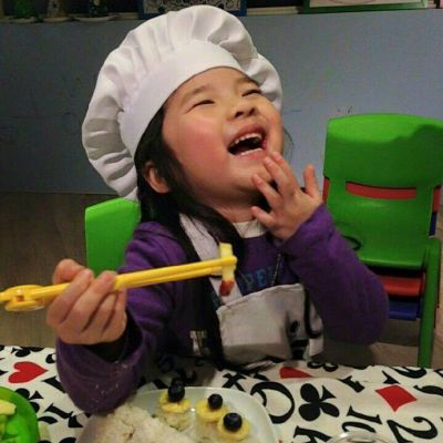 萌宝情侣头像一左一右两张