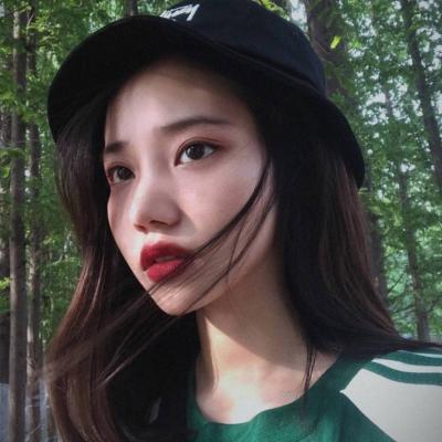 qq头像挡脸女生头像图片