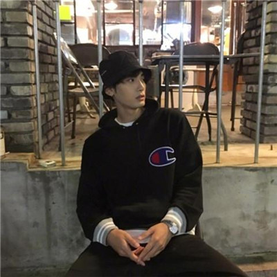 2018快手头像清晰长很白男生头像图片