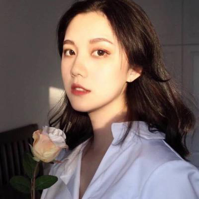 非主流大眼睛美女头像图片