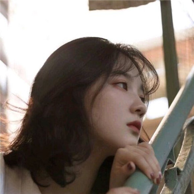qq头像女生动漫高冷图片