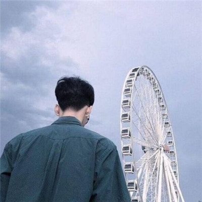 2018最流行的头像阳光清纯帅气男生头像图片大全图片