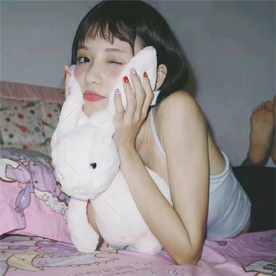 好看的二次元头像女生