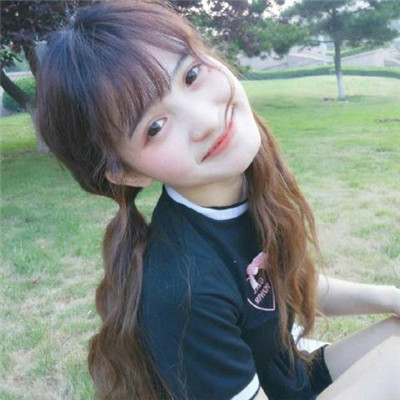 手绘唯美女生头像可爱图片